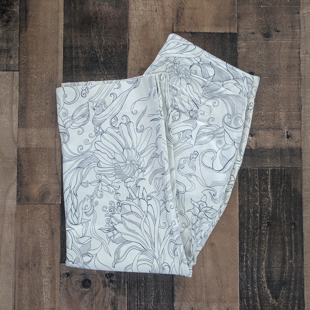Dockers Patterned Capris